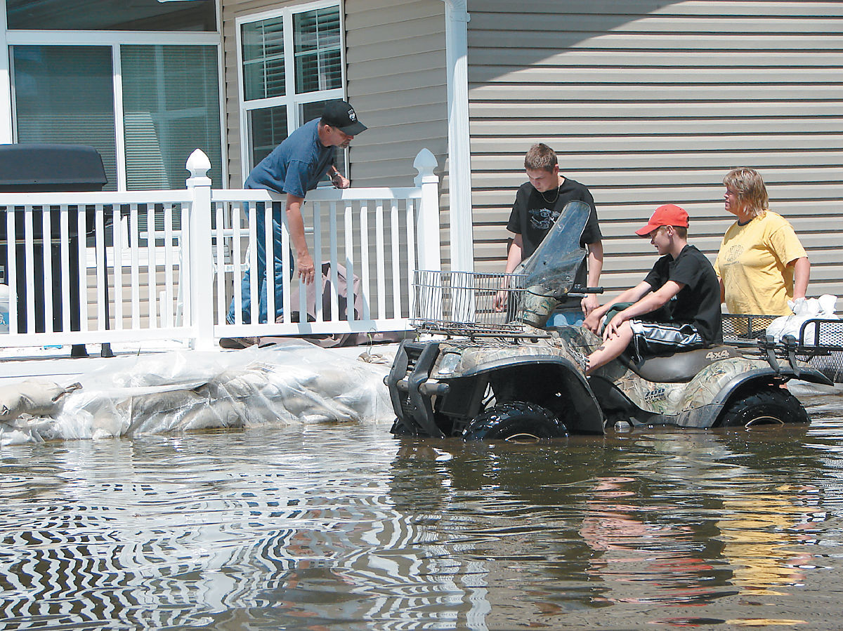 061418-ctzn-news-flood055